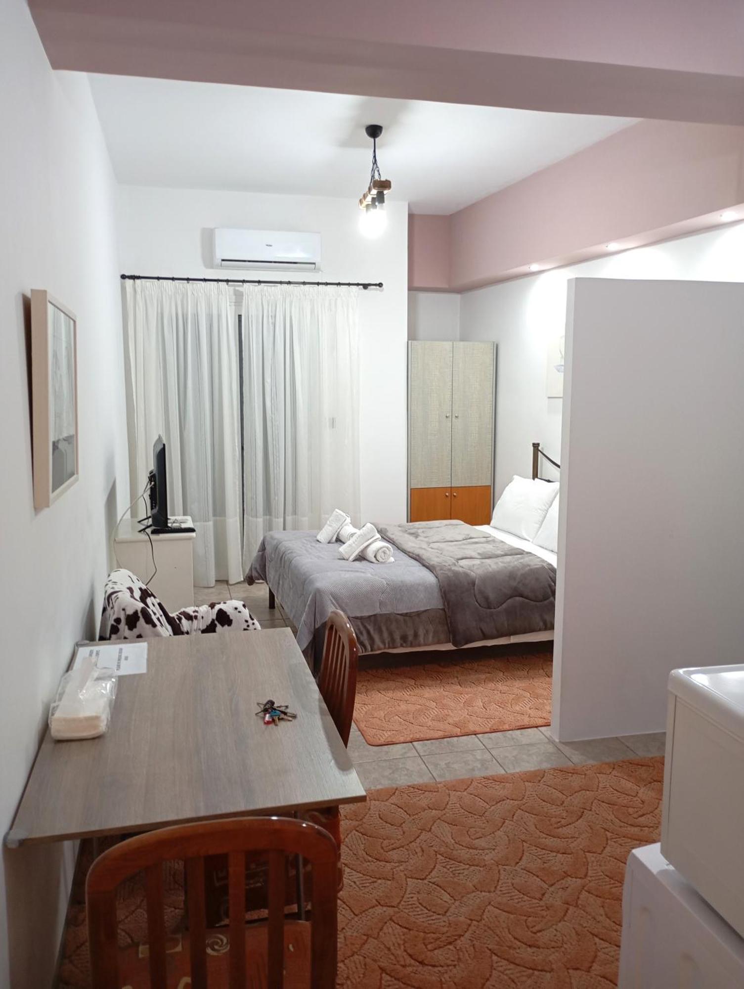 Vaso'S Appartments A Mesolóngion 외부 사진
