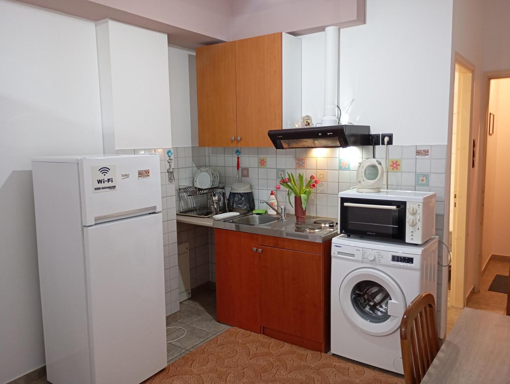 Vaso'S Appartments A Mesolóngion 외부 사진
